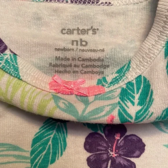 Carter’s Newborn Girls 2piece.​ - Picture 4 of 5